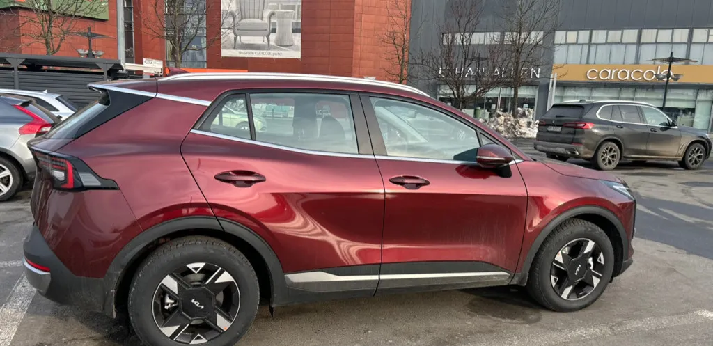 Kia Sportage 1 6 GDI 150 CP MT6 2025 2400 km 26 000 eur