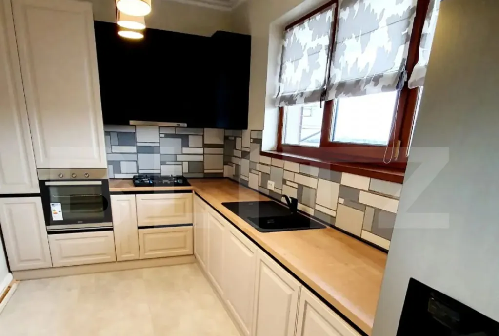Apartament 3 camere 67 35 mp zona Galata