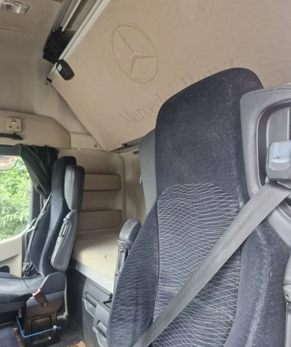 Mercedes - Benz Actros 1845 an 2014 Euro 6 AC cutie viteza automata 13 000 eur