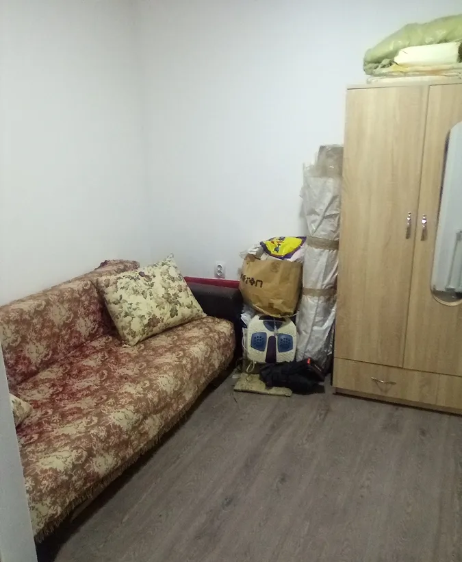 Piata Rahova str Berzovei Pucheni