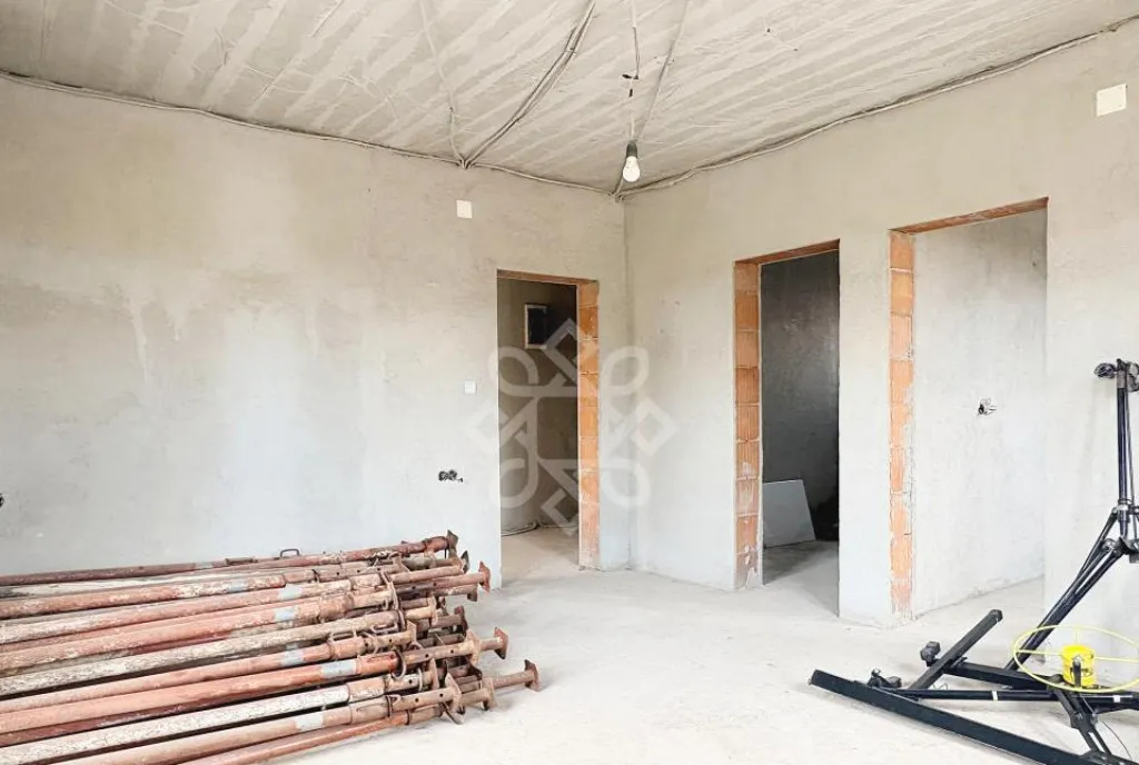 Casa noua cu teren 745 mp Episcopia str Avicenna