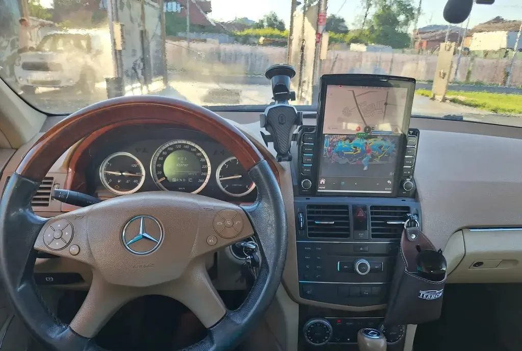 Mercedes C200 Automat W246 420x km 2 999 eur