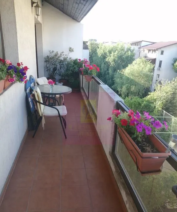 Garsoniera Piata Romana Dorobanti ase