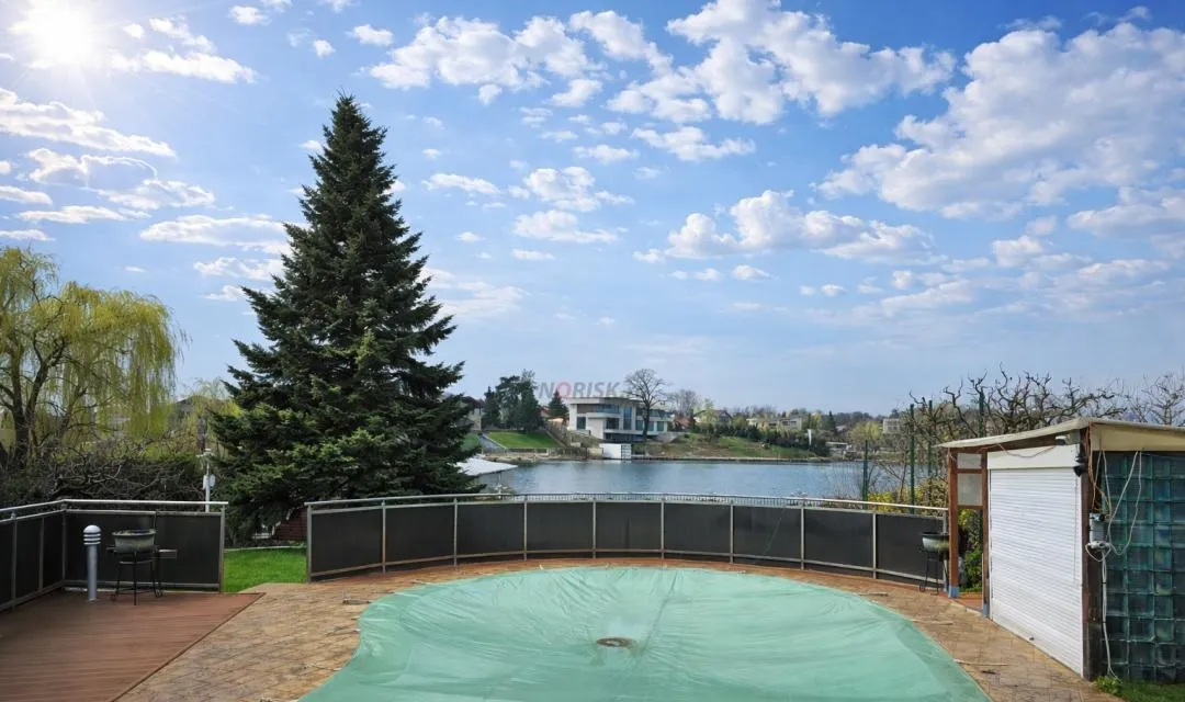 Snagov Refugiu exclusivist pe malul lacului Snagov proprietate rara