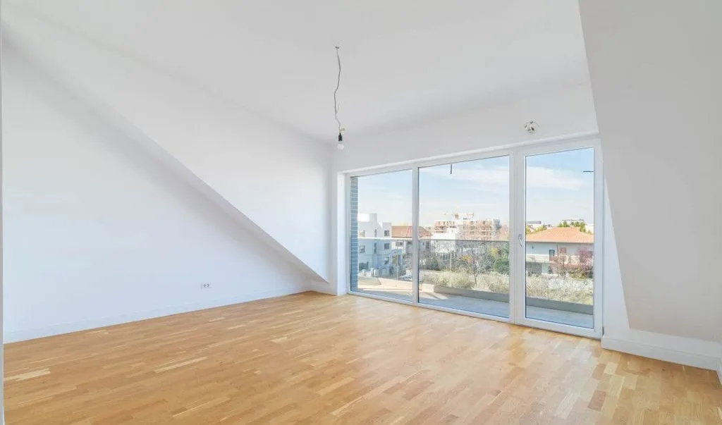 Direct proprietar vand apartament 2 camere zona Vitan Mall
