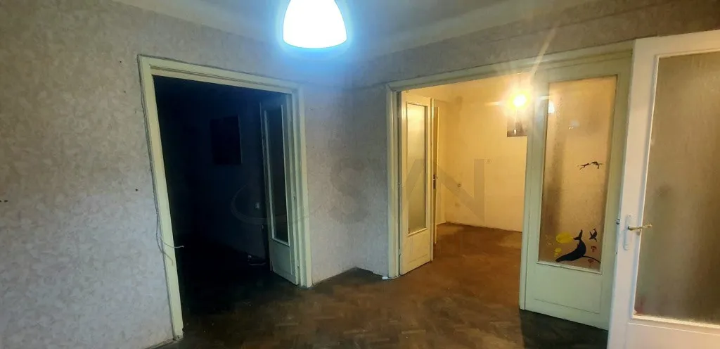 Unirii l Apartament 3 camere l Etaj 2