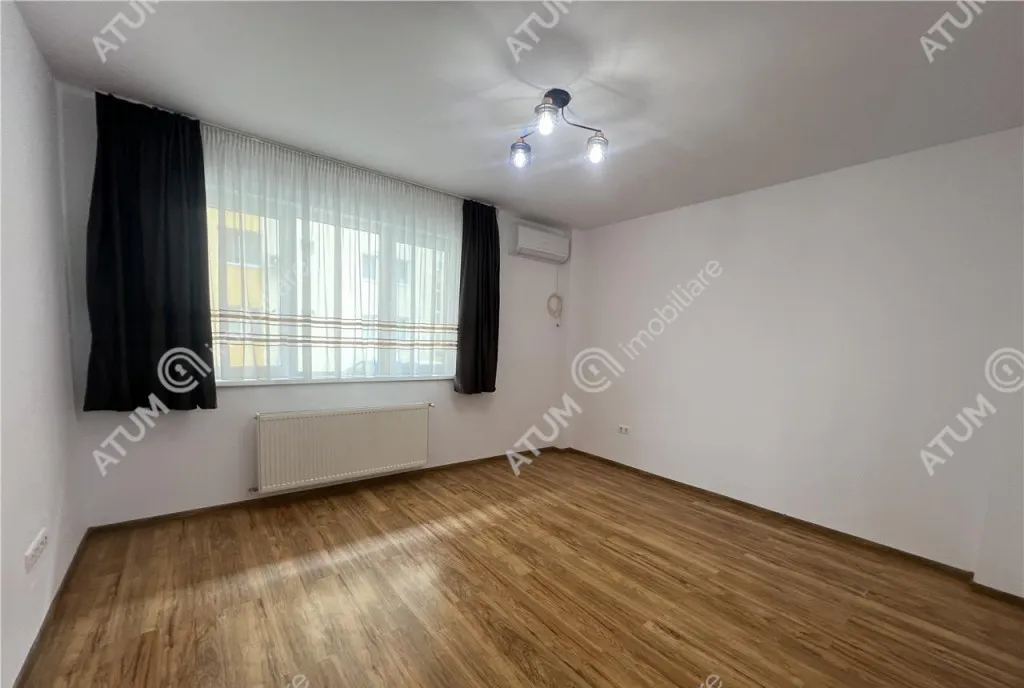 Apartament cu 3 camere si loc de parcare zona Turnisor S