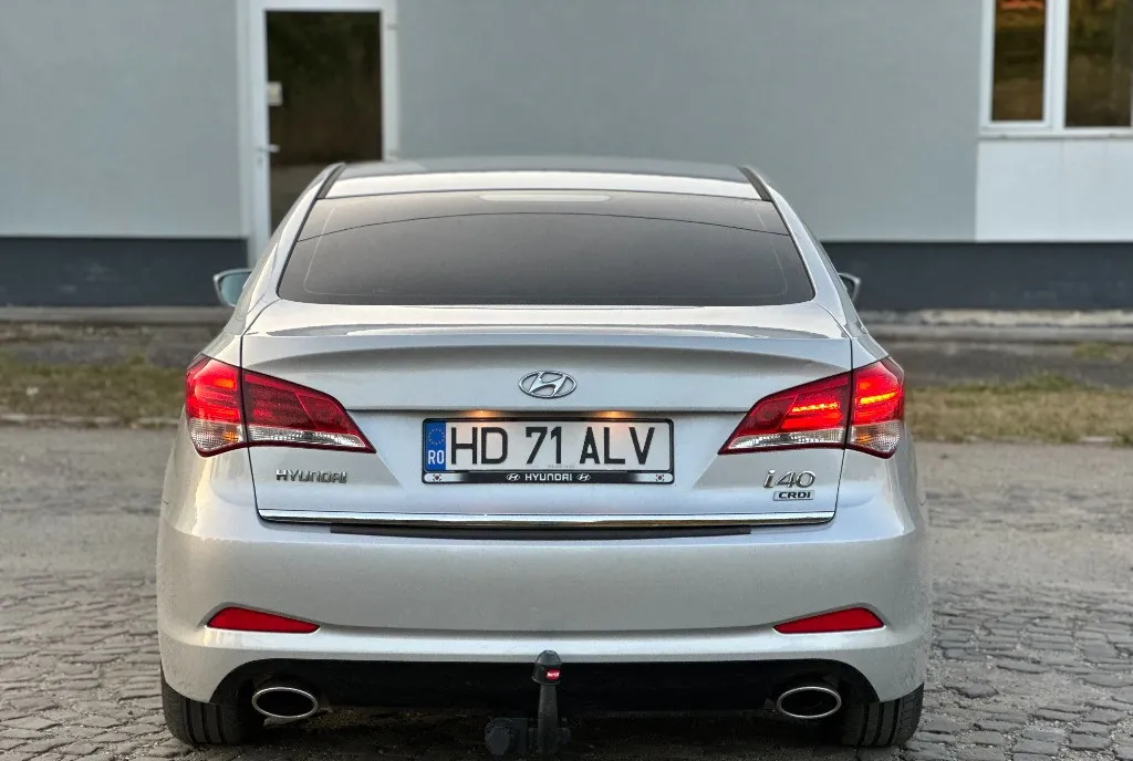 Hyundai i40 af 2018 luna 05 contract fiscal 1 7 unic proprietar Ro 10 700 eur