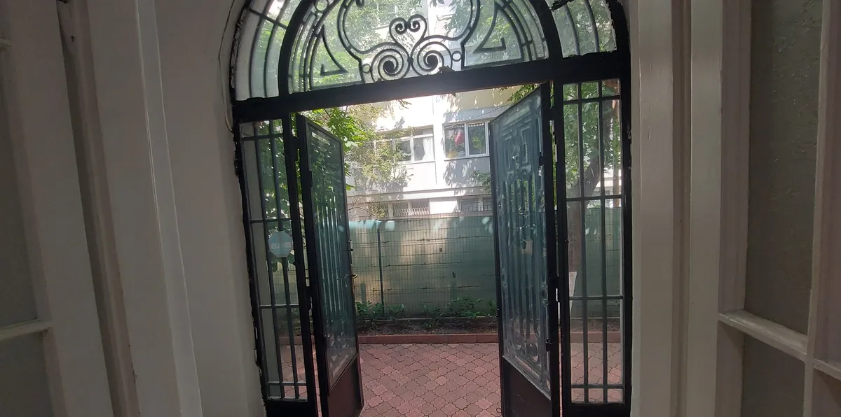 Tineretului cantemir parter vila curte proprie