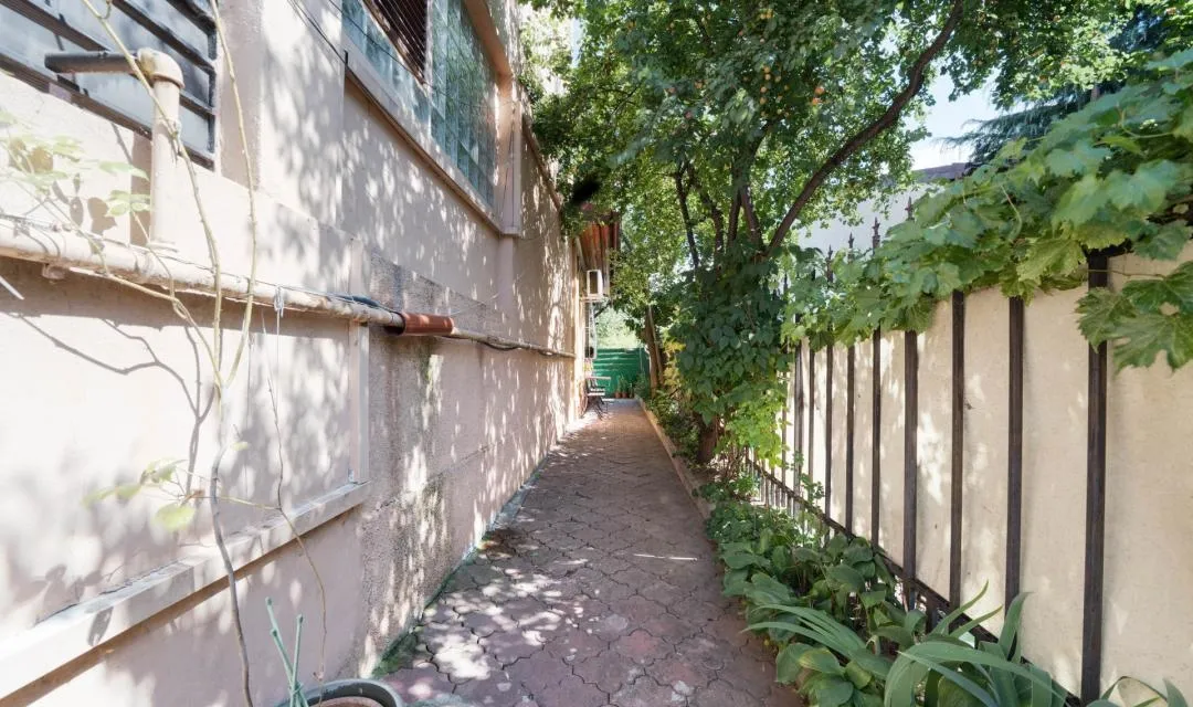 Popa Nan Traian casa P pod curte proprie casa izolata exterior