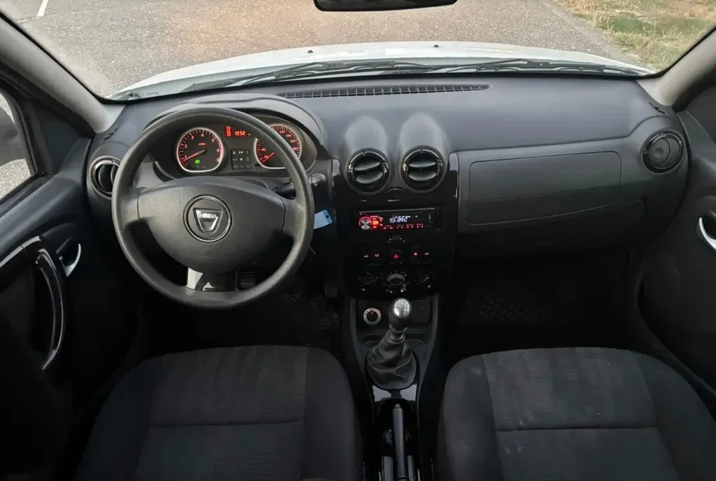 Dacia Duster Suv 4 x 4 5 700 eur