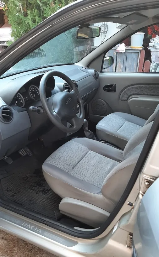 Dacia Logan