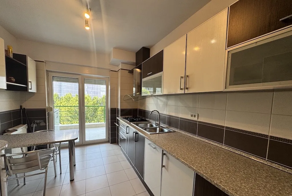 Spatiu comercial Otopeni Odai 131 mp