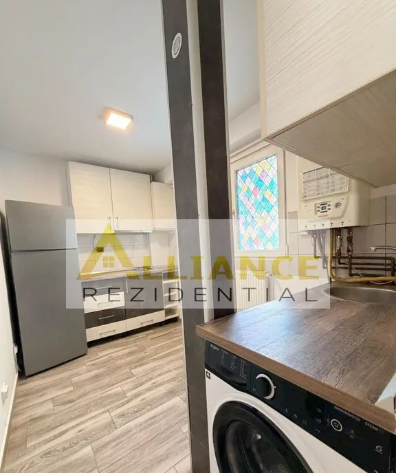 Apartament 2 camere de vanzare Centrala proprie Compl