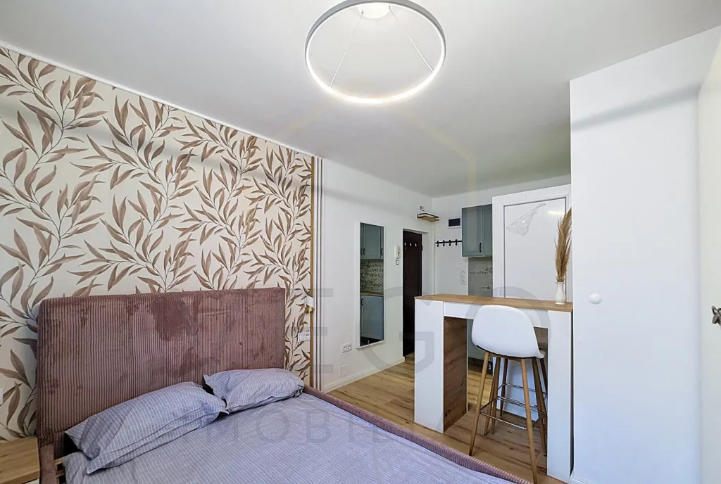 Studio modern in inima orasului totul nou Parcul Central