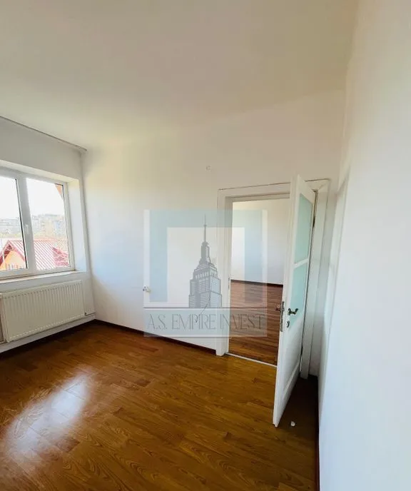 Apartament 2 camere decomandat zona Centrul Civic