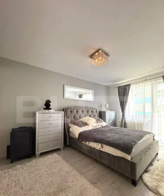 Apartament modern 2 camere 50 mp etaj intermediar langa V