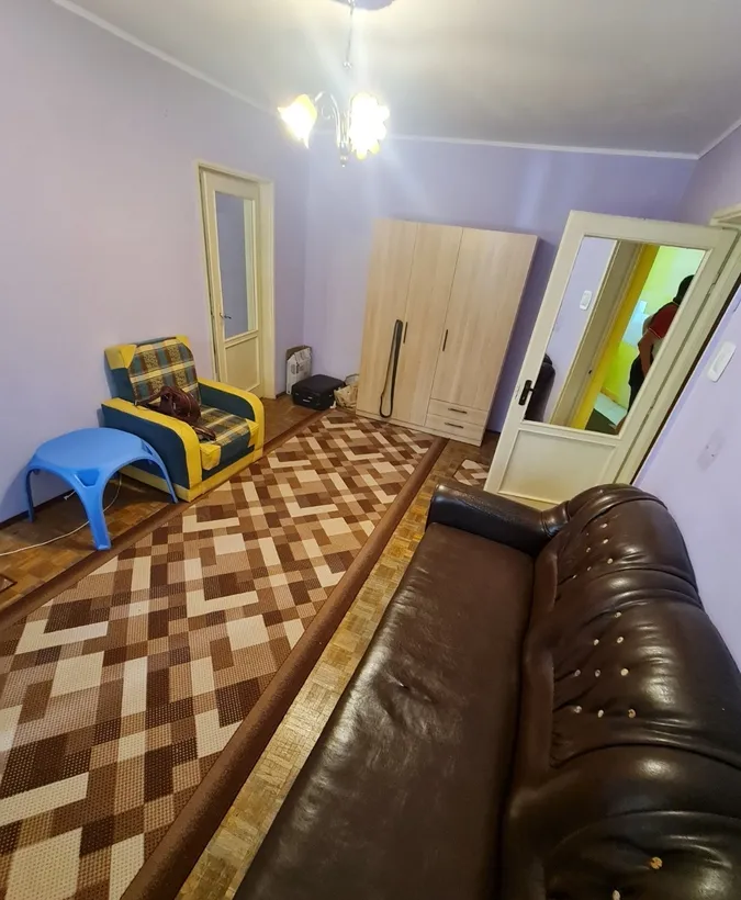 Crangasi Giulesti Apartament 2 camere etaj 1 clasa 2 risc seismic
