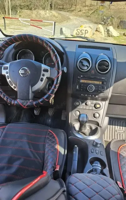Nissan Qashqai 1 6 Visia 3 200 eur