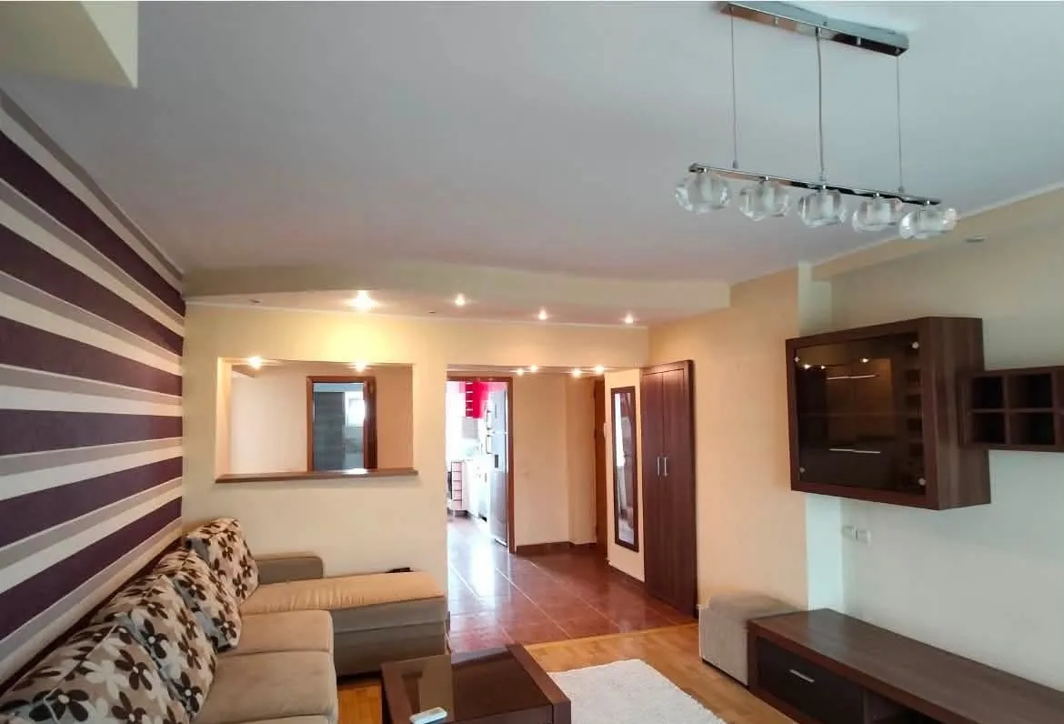 Crangasi apartament 3 camere 76 mp mobilat si utilat la 8 minute de metrou