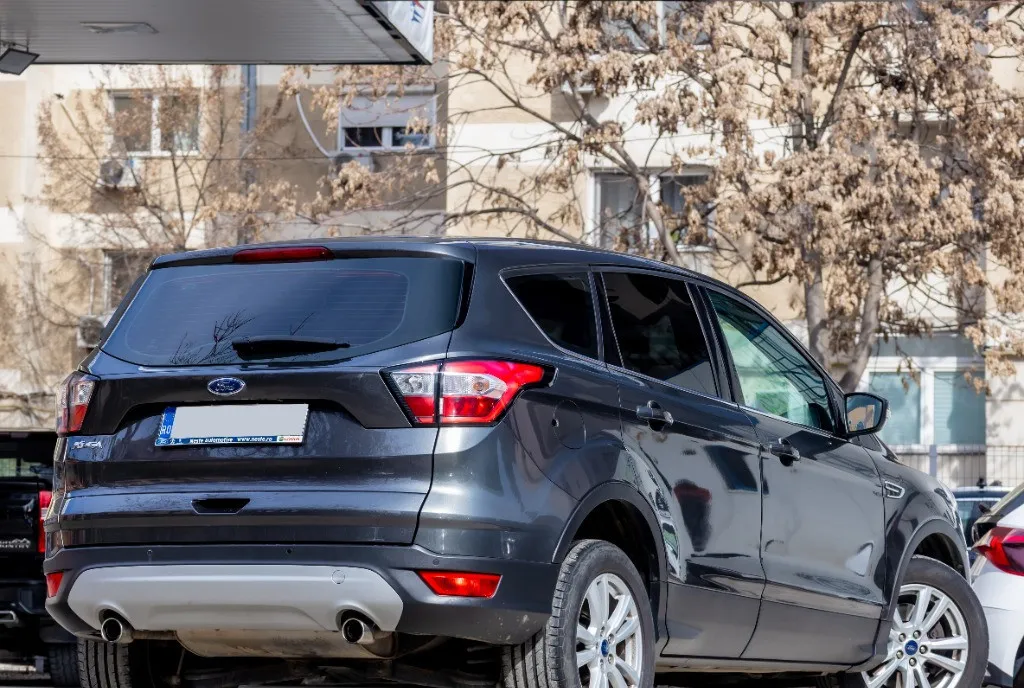 Ford Kuga 2018 1 5TDCi Automata PowerShift 10 500 eur