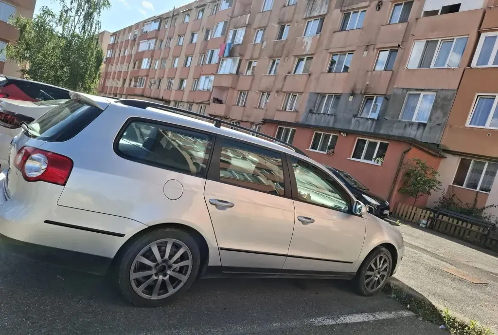 Vqnd autoturism Vw pasat 2 800 eur