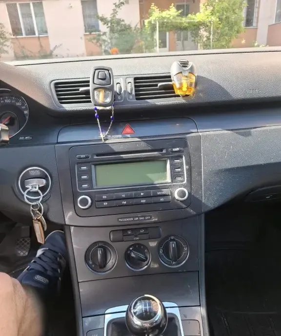Vqnd autoturism Vw pasat 2 800 eur