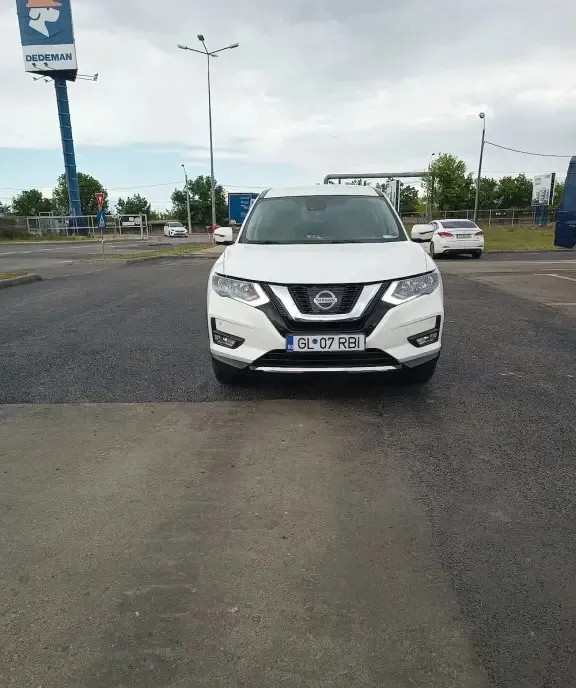 Vanzari autoturisme 11 000 eur