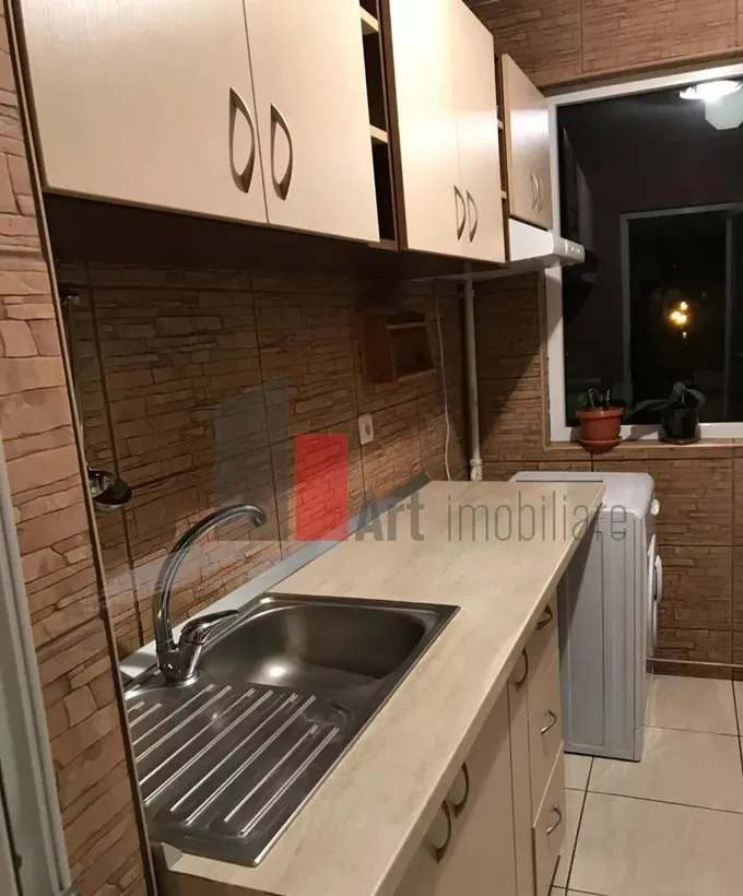 Alexandru Obregia Turnu Magurele vanzare apartament 3 camere