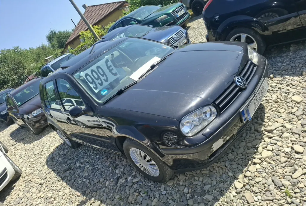 Vw golf 4 an 2004 1 6i 999 eur