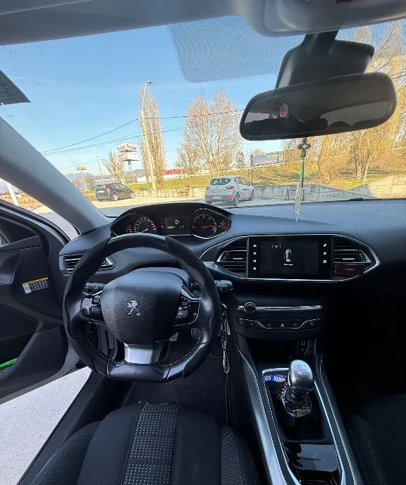 Peugeot 308 SW 2015 6 750 eur