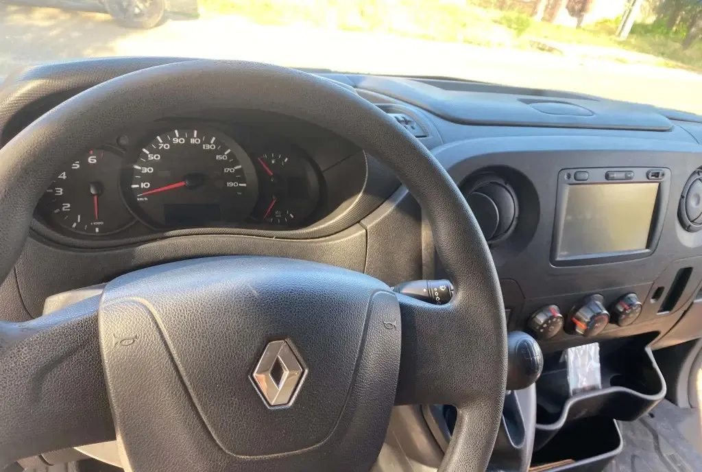 Renault Master an2018 pret9500 euro 9 500 eur