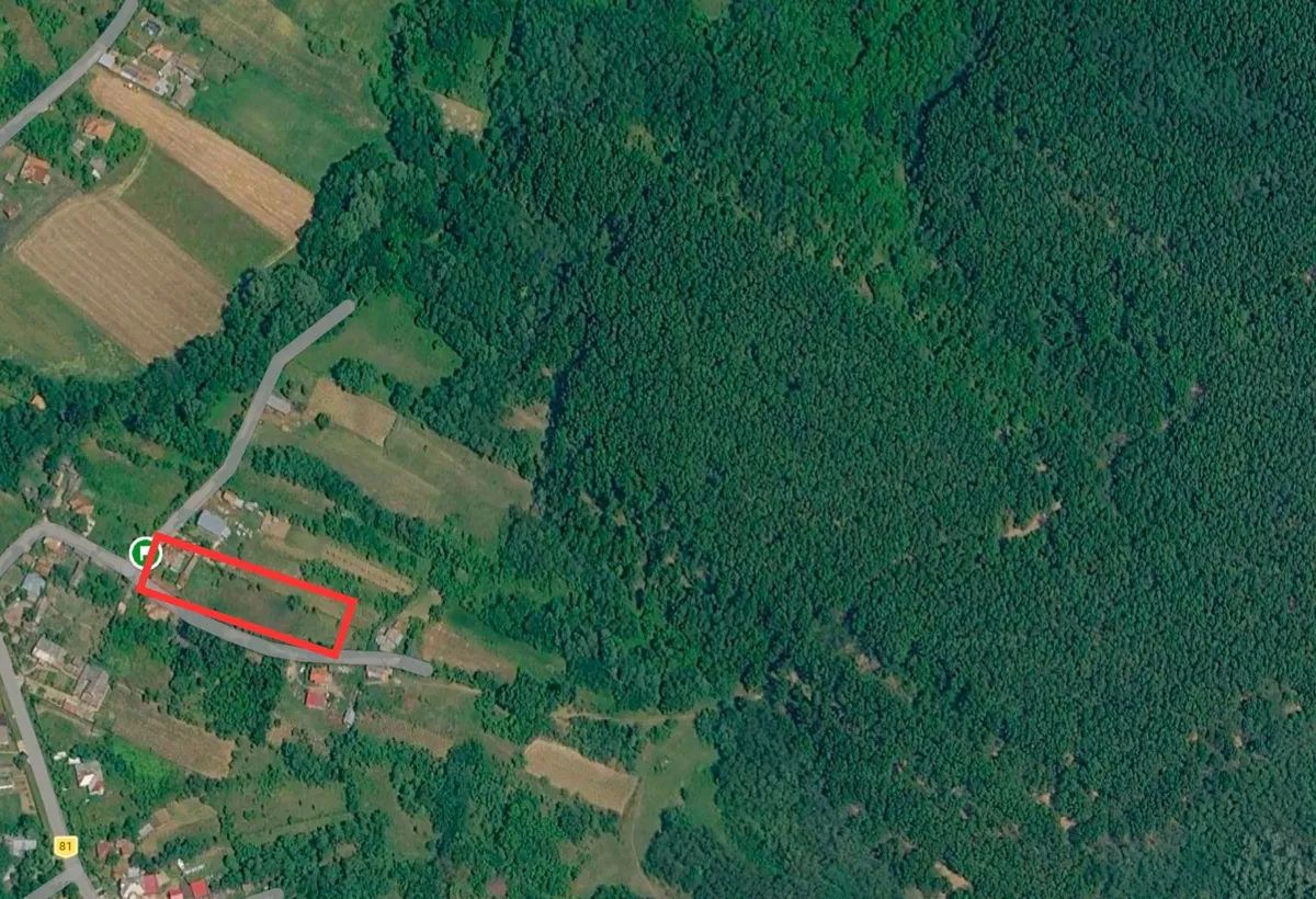 Valcea intravilan 1 900 mp cu casa si utilitati 2 deschideri