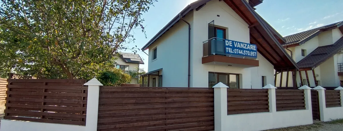 Berceni Comuna Str Miorita vila p--arter etaj si masarda amenajata