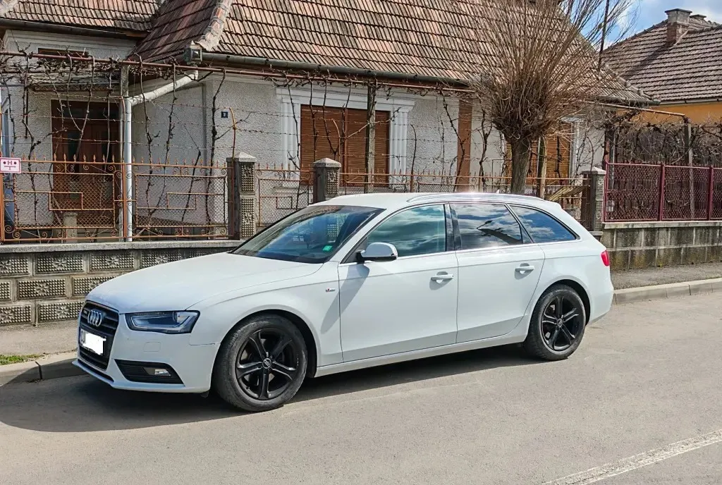 Audi A4 Av acirc nt 2 0 7 699 eur
