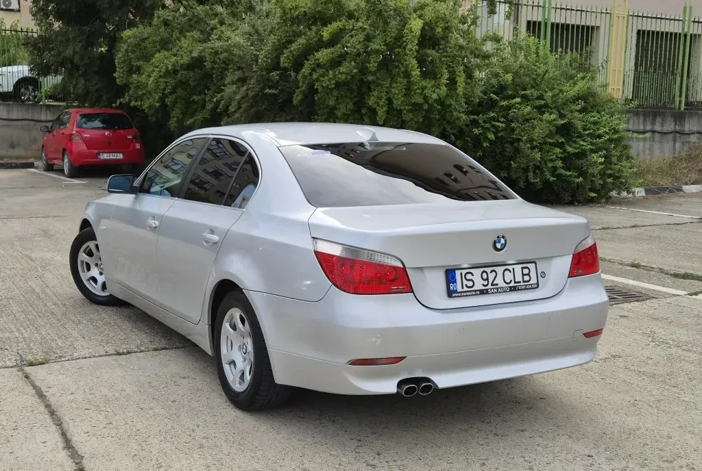 BMW seria 5 E60 2006 2 5 177 CP automata / RATE fara avans 2 990 eur