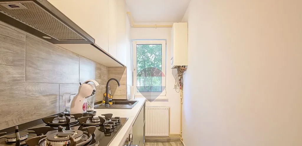 Apartament cu 2 camere de vanzare in zona