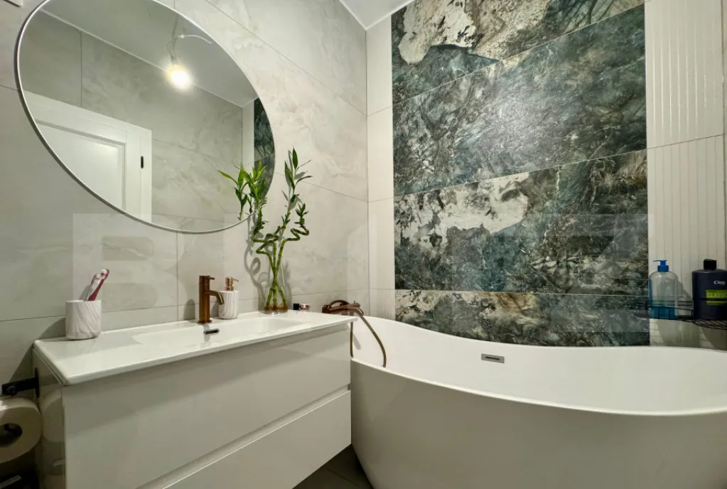 Apartament 3 camere finisaje premium parcare subterana Pr
