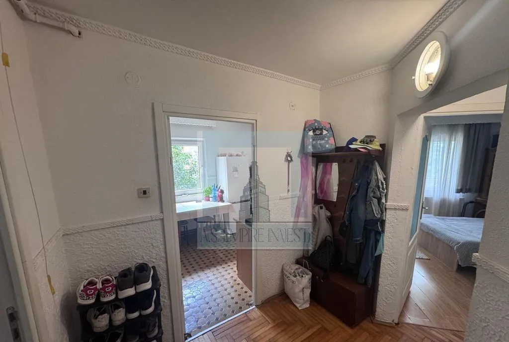 Apartament 2 camere de vanzare - Tractorul str Bronz
