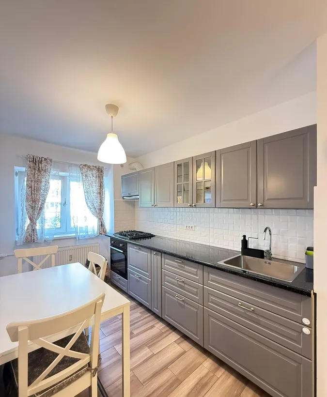Rahova strada Barca apartament 4 camere 82 mp 2 bai parcare