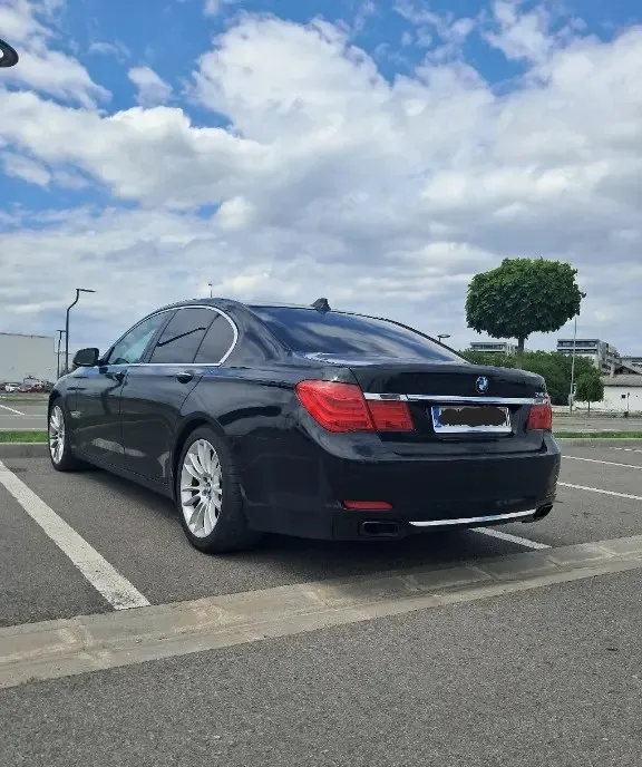 BMW 740 XDrive 2013 autoturism 10 900 eur