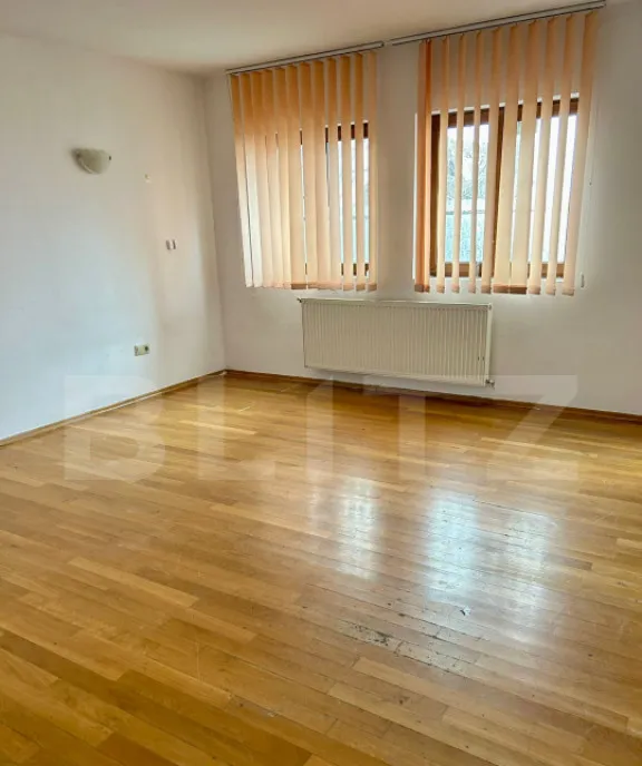 Apartament 4 camere 2 bai 3 terase 139mp semicentral