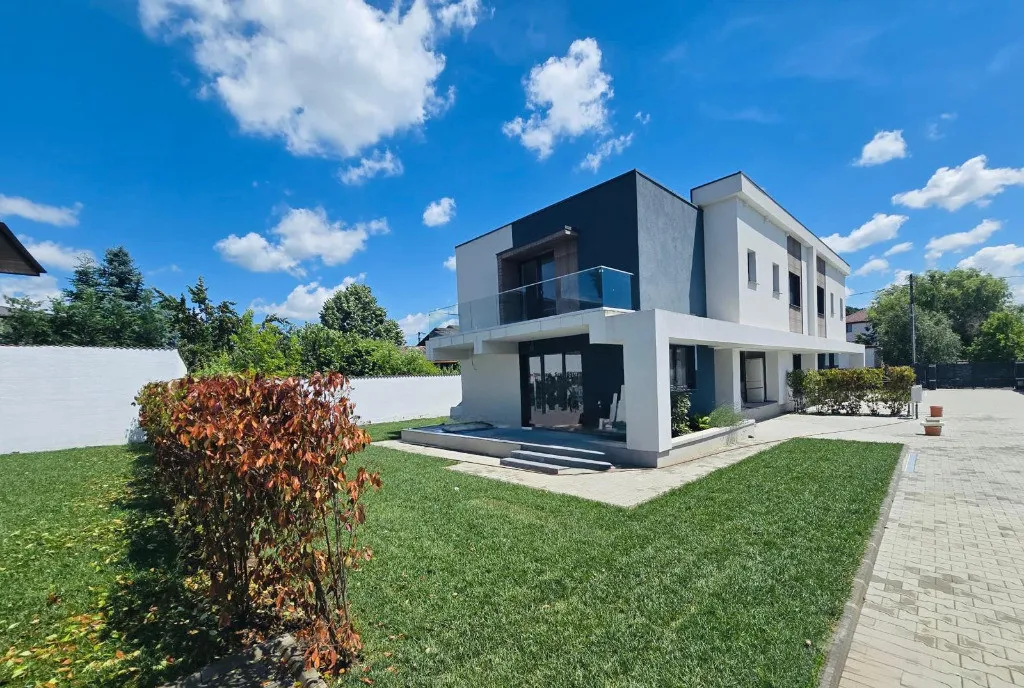 Duplex modern in Corbeanca toate utilitatile curte proprie finisaje