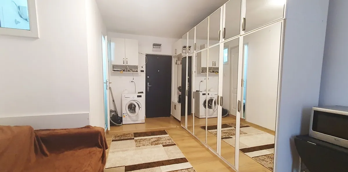 Garsoniera compacta de Inchiriat Vatra Luminoasa Mega Mall ct et 1