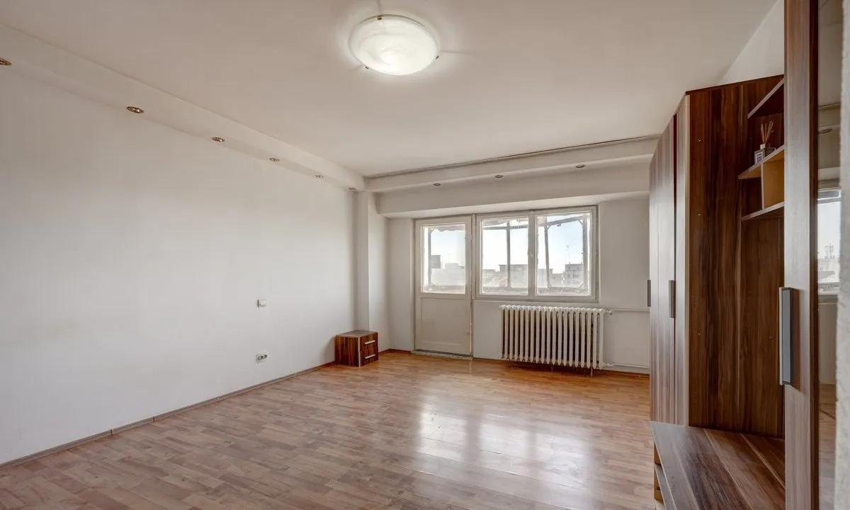 Lujerului Teatrul Masca Garsoniera decomandata