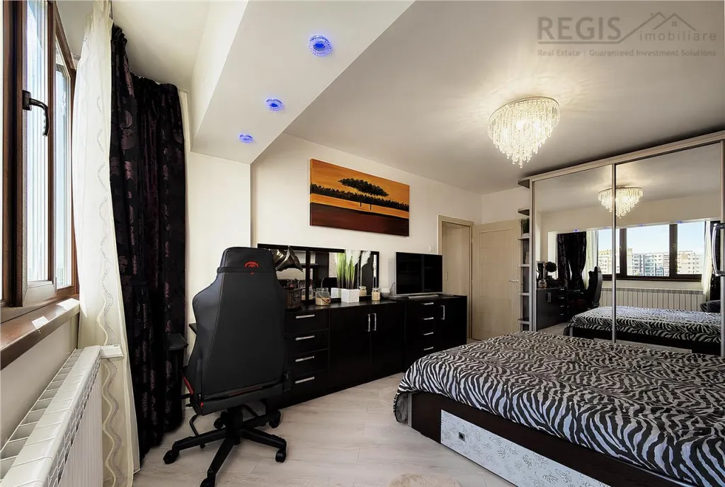 Apartament renovat cu 2 camere si parcare zona Judetean