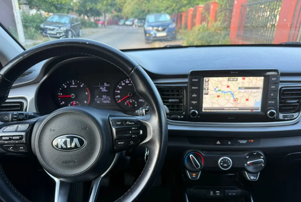 Kia Rio Business -2017-facelift 1 4Crdi-E6-navi 7 850 eur