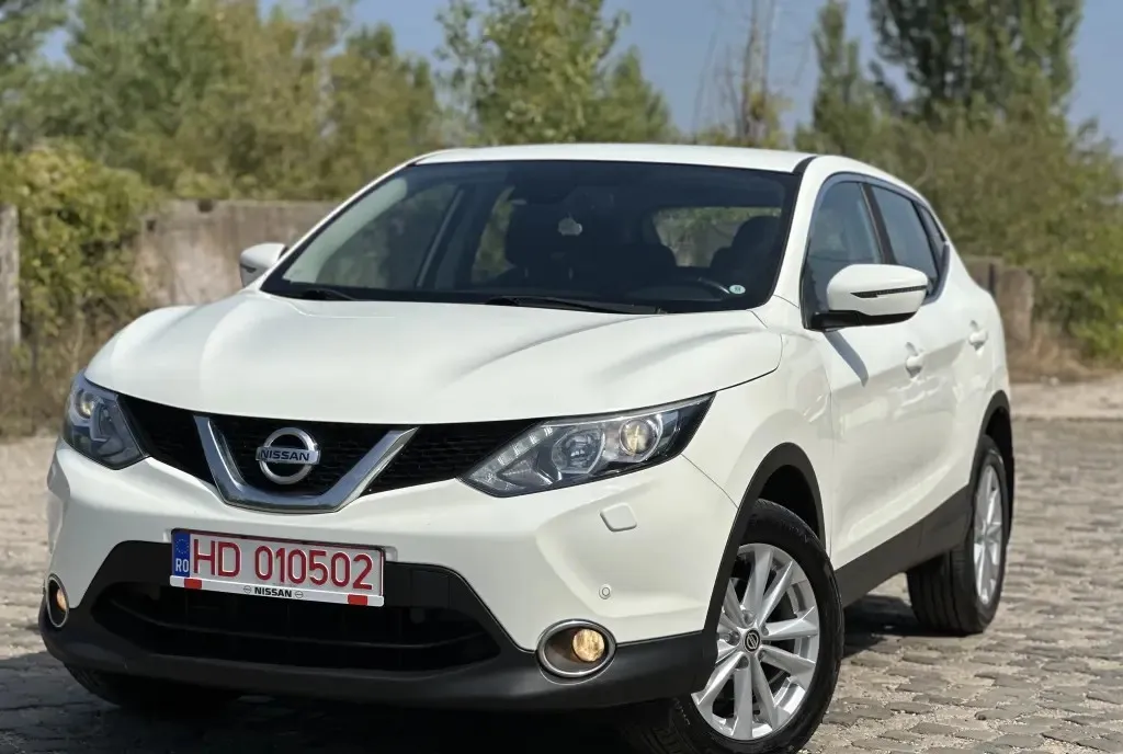 Nissan Qashqai 2WD 1 5 2017 luna 04 navigatie factura fiscal si nr rosii 8 810 eur