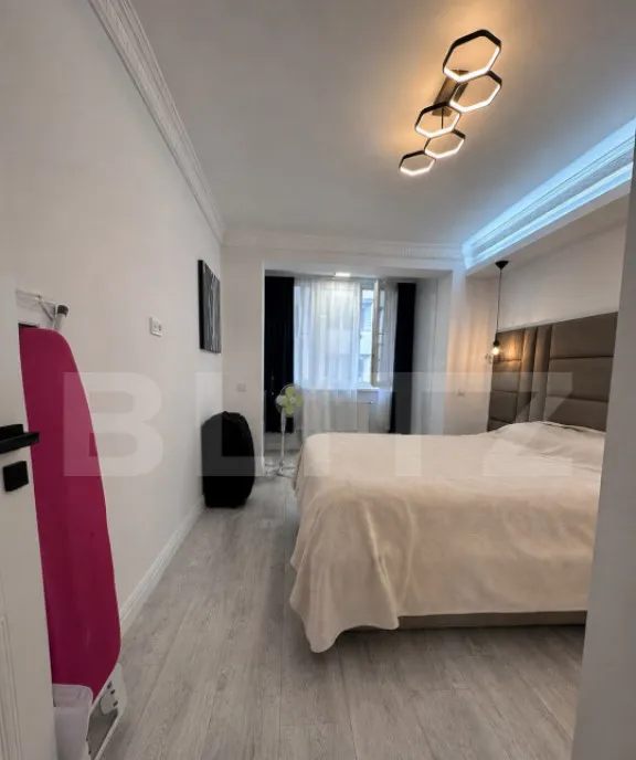 Apartament 2 camere 55 mp parcare cf zona Vivo