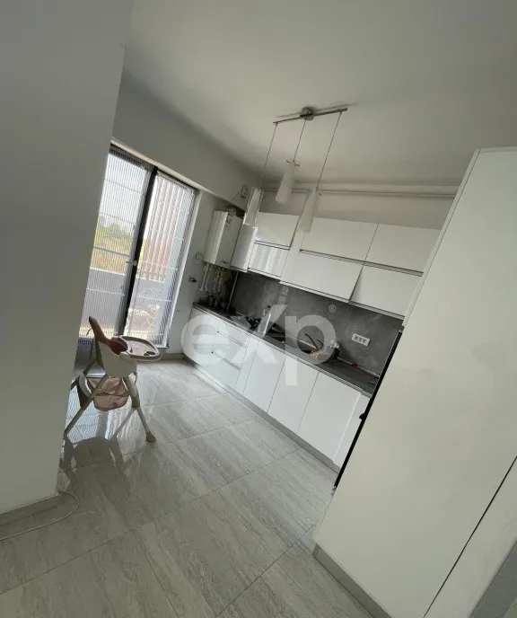 3 Camere 2 terase mobilat utilat 96 mp totali 2 parcari Pan